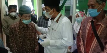 Bupati UAS Luncurkan Kartu Berobat Gratis
