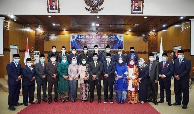 Ahmad Jahfar Pimpin Rapat Paripurna Istimewa Pergantian Antar Waktu