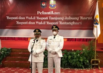 Dilantik, UAS-Hairan Nyatakan Siap Bekerja Keras Untuk Tanjab Barat