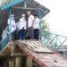 Tinjau Halte Penyeberangan Rusak, Bupati UAS Perintahkan Dinas Terkait Untuk Segera Diperbaiki