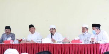 Bupati UAS Akan Wajibkan ASN Beli Beras Petani Lokal