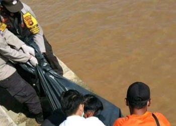 Penemuan Mayat Mengapung Di Sungai Pengabuan, Hebohkan Warga