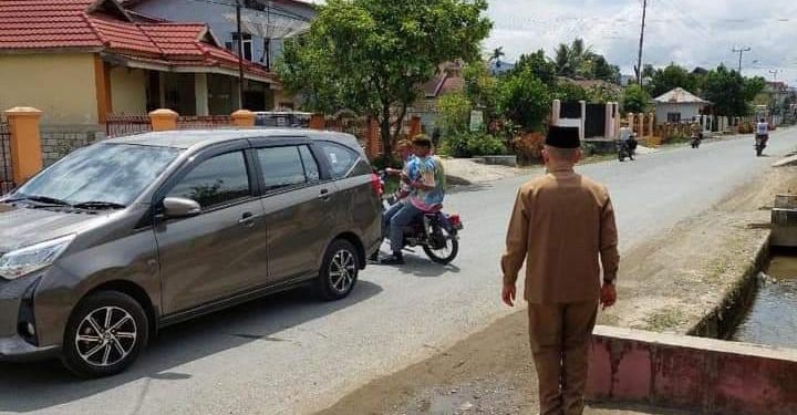 Bupati Adirozal Bubarkan Aksi Coret-Coret Seragam Sekolah