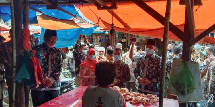 Menjelang Bulan Suci Ramadhan, Bupati dan Wakil Bupati Sidak Pasar