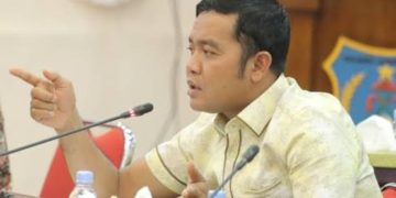 Pak Guru Panji dari Jawa Barat, Lebih Beruntung Dibandingkan Guru di Tanjab Barat