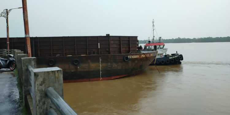 Soal Kapal Tongkang Menabrak Wfc, Ini Penjelasan KSOP Tanjab Barat