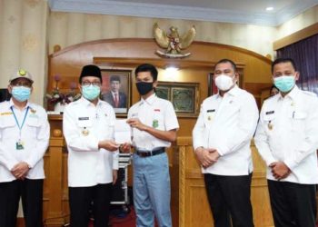 Fachrori Minta Mashuri Terus Tingkatkan Kualitas Pendidikan Bungo