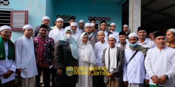 Masnah Busro Menghadiri Reunian Alumni Ponpes Sa’adatuddarein Tahtul Yaman