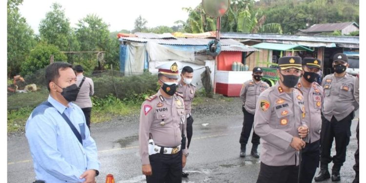 Kapolres Kerinci Tinjau Pos Penyekatan Mudik Lebaran di Perbatasan Kerinci-Sumbar