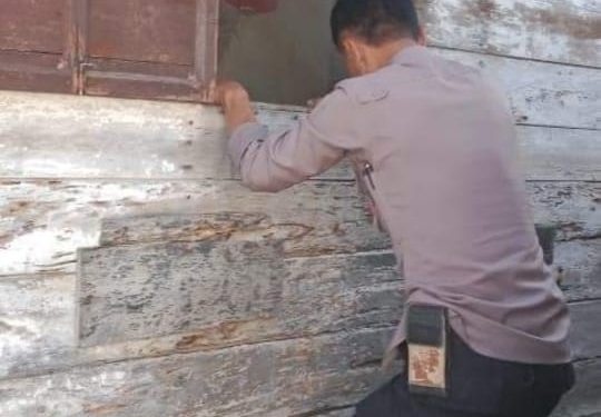 Berkat Aksi Heroik Kanit Sabhara Polsek Sungai Penuh,  Api Kompor Gas Berhasil Dipadamkan