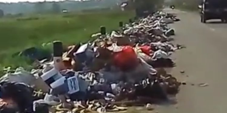 Sampah Di TPS Kian Menumpuk, Pemkab Kerinci Dinilai Abai Soal Kebersihan