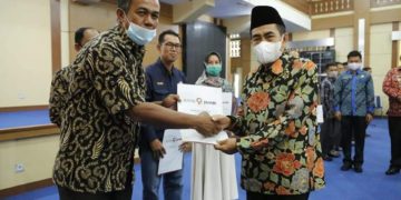 Wako AJB Serahkan Bantuan CSR Pembangunan Masjid