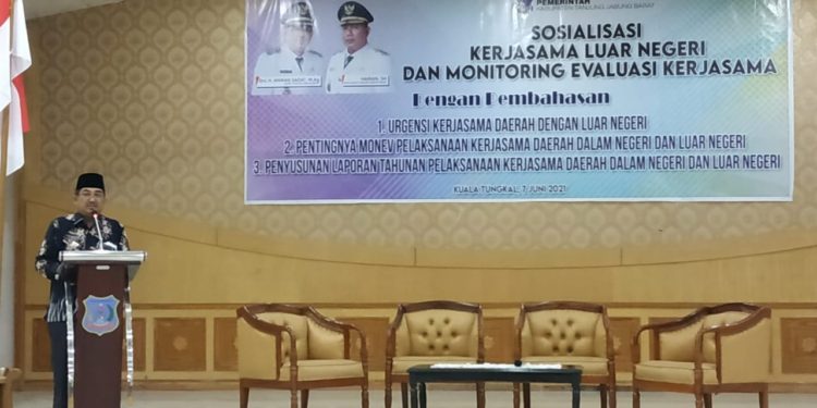 Bupati UAS Buka Sosialisasi Kerjasama Luar Negeri dan Monitoring Evaluasi Kerjasama