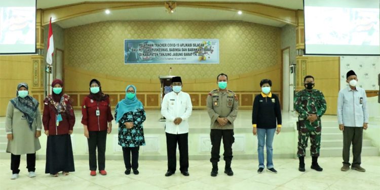 Bupati UAS Buka Pelatihan Tracker Covid-19 Serta Aplikasi Silacak