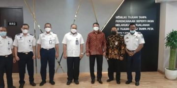 Wabup Tanjab Barat Lakukan Audiensi Dengan Kementerian Perhubungan RI