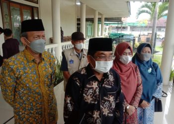 Sanksi Pemotongan TPP ASN dan Honorer Tidak Mengikuti Vaksin Ternyata Tidak Benar, Bupati UAS: Kita Hanya Berikan Motivasi