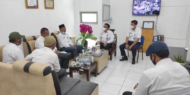 Badan Kesbangpol Sungai Penuh Koordinasi Orang Asing dan Lembaga ke Kantor Imigrasi Kerinci