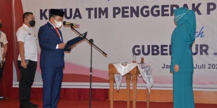 Gubernur Jambi H.Alharis: PKK Mitra Pemerintah Bantu Atasi Pandemi Covid-19