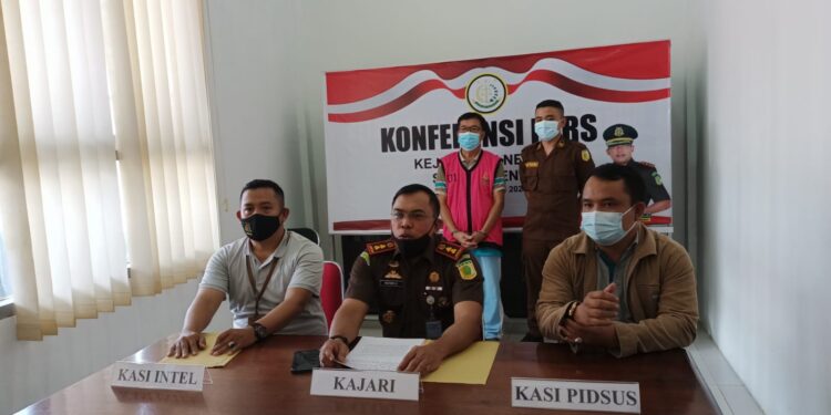 Kejari Sungai Penuh Berhasil Menangkap Mantan Anggota DPRD Kerinci Yang Kabur 13 Tahun