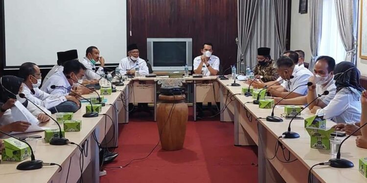 Wawako Antos : Kelancaran Operasional RSUD MH Thalib Harus Diutamakan