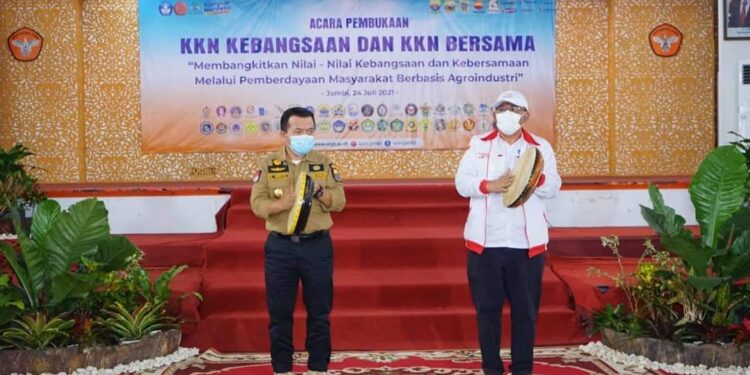 Gubernur Al Haris Harap Peserta KKN Kebangsaan Unja Berikan Sumbangsih Atasi Covid-19 di Desa