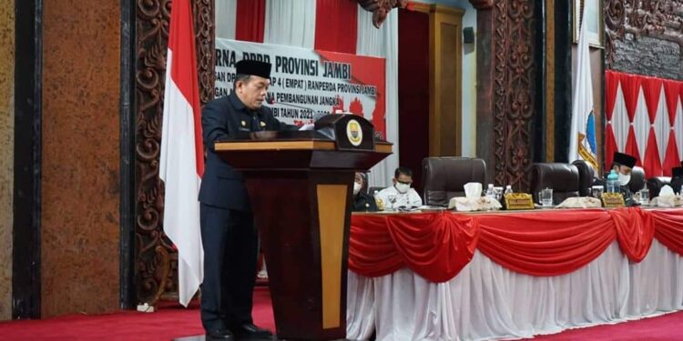 Hadiri Rapat Paripurna DPRD Provinsi Jambi, Al Haris Sampaikan Program Dumisake