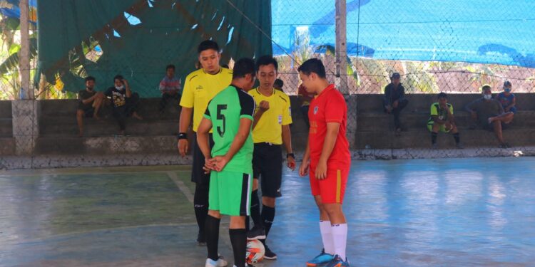 Tim Futsal Perum Permata Berlian Taklukkan Tim Futsal Perum Permata Hijau 3 Dengan Scor 11- 2