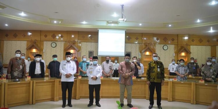 Gubernur Al Haris Kolaborasi Universitas Jambi Lakukan Kajian Pembangunan Mantap