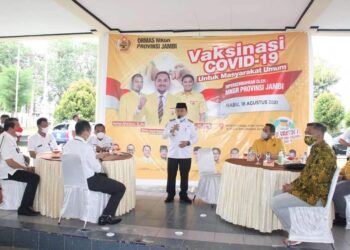Gubernur Al Haris Hadiri Pelaksanaan Vaksin Oleh MKGR