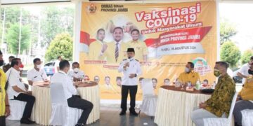 Gubernur Al Haris Hadiri Pelaksanaan Vaksin Oleh MKGR