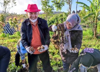 Bupati Adirozal Minta Sektor Pertanian dan Peternakan Dikelola dengan Cepat dan Tepat