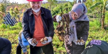 Bupati Adirozal Minta Sektor Pertanian dan Peternakan Dikelola dengan Cepat dan Tepat