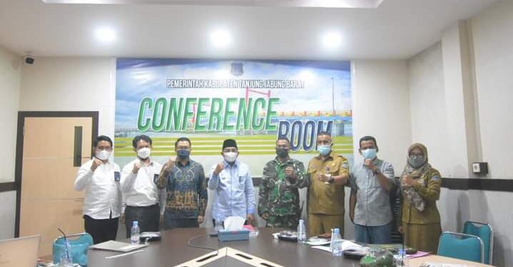 Bupati UAS Terima Audiensi Manajemen PT PLN (Persero) Unit Pelaksana Proyek Sumatera Bagian Tengah