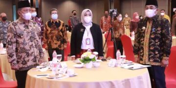 Bupati UAS Hadiri Pengukuhan TP2DD