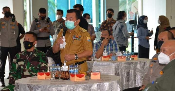 Buka Acara Gerakan Nasional Vaksinasi, Al Haris: Kegiatan Ini Sebagai Bentuk Sinergi antara BUMN dan Pemerintah Daerah