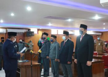 Lantik Pejabat Eselon lll dan IV, Bupati UAS : Jabatan Merupakan Amanah yang Harus Diemban dengan Baik