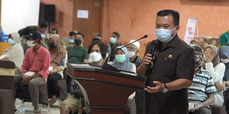 Al Haris: Ekonomi dan Aktivitas Segera Pulih, Tidak Ada Lagi Masyarakat yang Tidak Vaksin