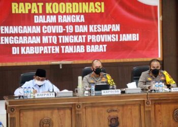 Bupati UAS Ikuti Rapat Koordinasi Penanganan Covid-19 Dan Kesiapan Penyelengaraan MTQ ke-50 Tingkat Provinsi