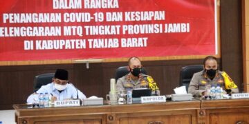 Bupati UAS Ikuti Rapat Koordinasi Penanganan Covid-19 Dan Kesiapan Penyelengaraan MTQ ke-50 Tingkat Provinsi
