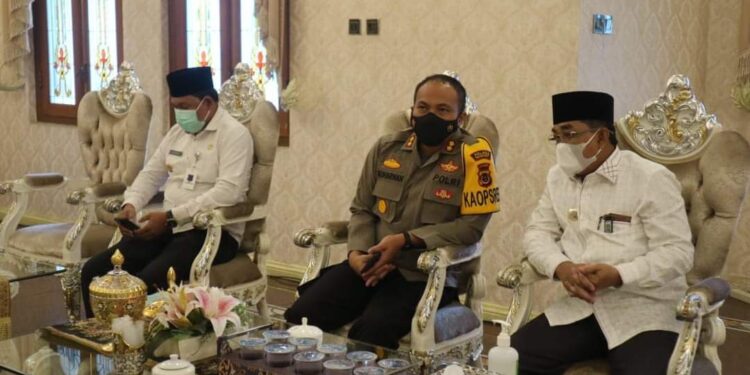 Bupati UAS Ikuti Rapat Koordinasi PAM MTQ ke-50 Tingkat Provinsi