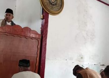 Jadi Khotib Sholat Jumat, Bupati Adirozal Ajak Masyarakat Memakmurkan Masjid