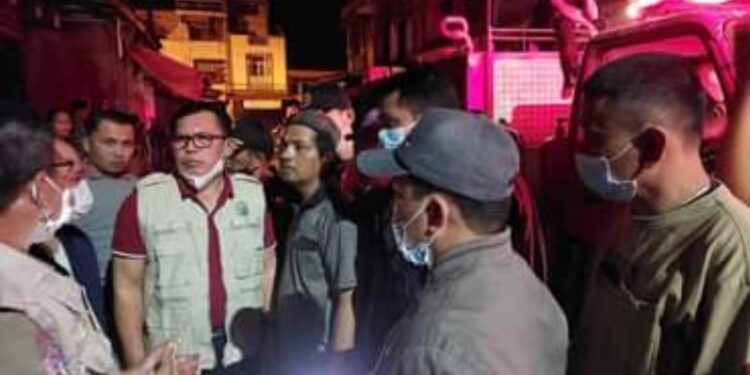 Tinjau Lokasi Kebakaran, Wako Ahmadi Instruksikan Tindakan Konkrit Bantu Korban Kebakaran