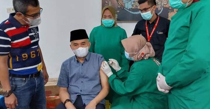 Bupati Adirozal : Ikuti Segera Vaksinasi untuk Mendukung Terwujudnya Herd Immunity