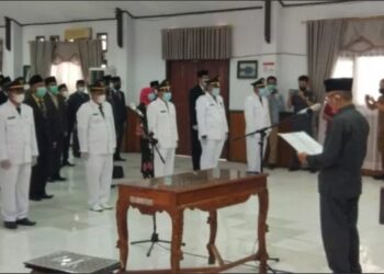 Bupati Adirozal Lantik Pejabat Eselon III Dan IV, Berikut Nama-Namanya