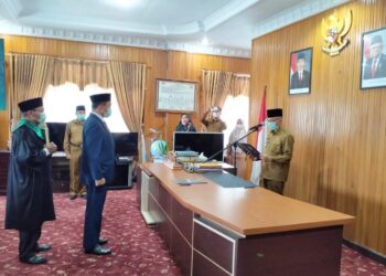 Asraf Kembali di Lantik Adirozal Jabat Pj Sekda Kerinci
