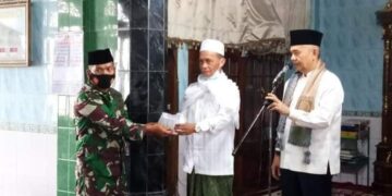 Bupati Adirozal Salurkan Bantuan Untuk Korban Kebakaran Di Masjid Pugu Semurup