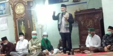 Bupati Adirozal Berikan Tausiyah Pada Peringatan Isra Mi’raj di Masjid Raya Tigo Luhah Semurup