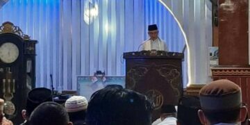 Bupati Adirozal Safari Jumat di Masjid Raya Sungai Penuh