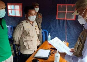 Bupati Kerinci Adirozal Pantau Pos Penyekatan Mudik lebaran Diperbatasan Telun Berasap