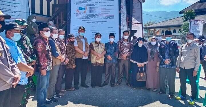 Hadiri Vaksinasi Massal Dua Kecamatan